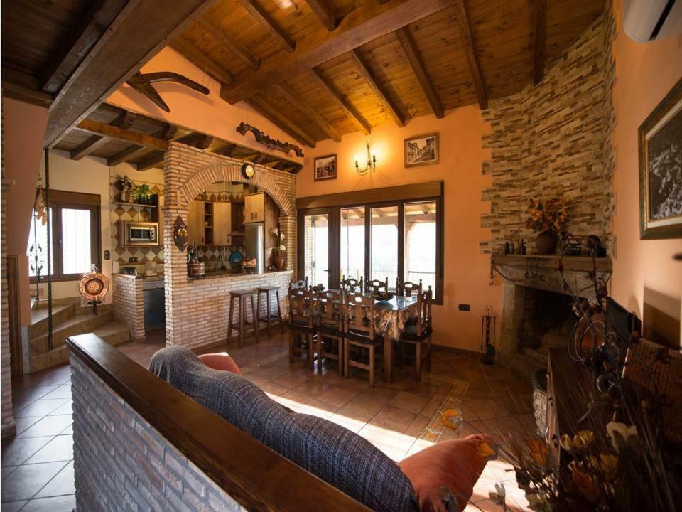 Casa Rural Apartamento Las Malpicas Наваконсехо Екстер'єр фото